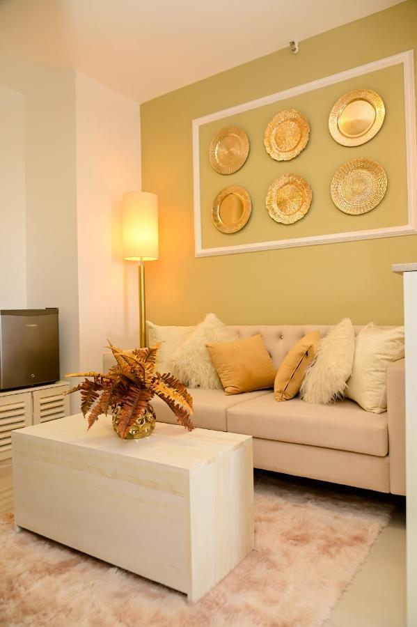Ocean Breeze - Udaya Luxury Apartments Negombo Dış mekan fotoğraf