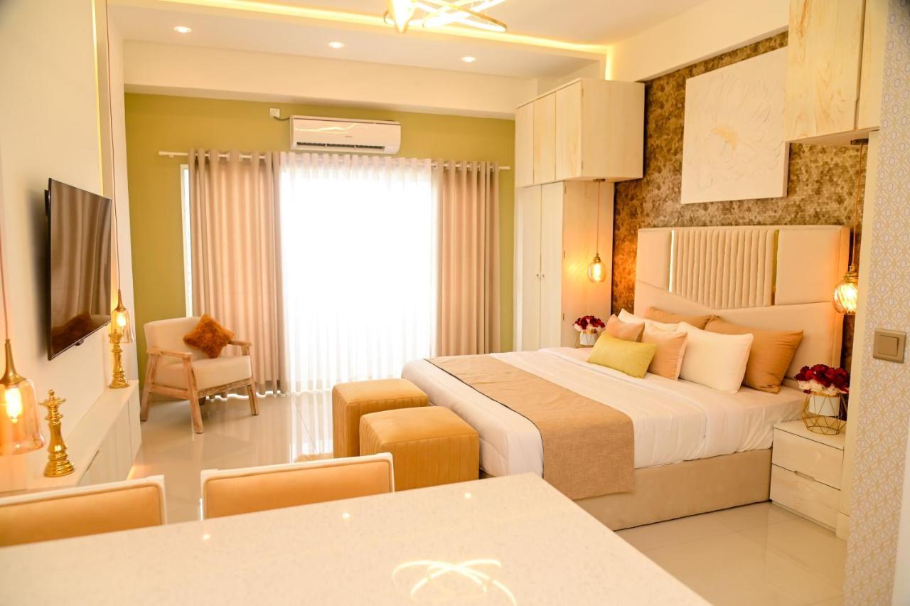 Ocean Breeze - Udaya Luxury Apartments Negombo Dış mekan fotoğraf